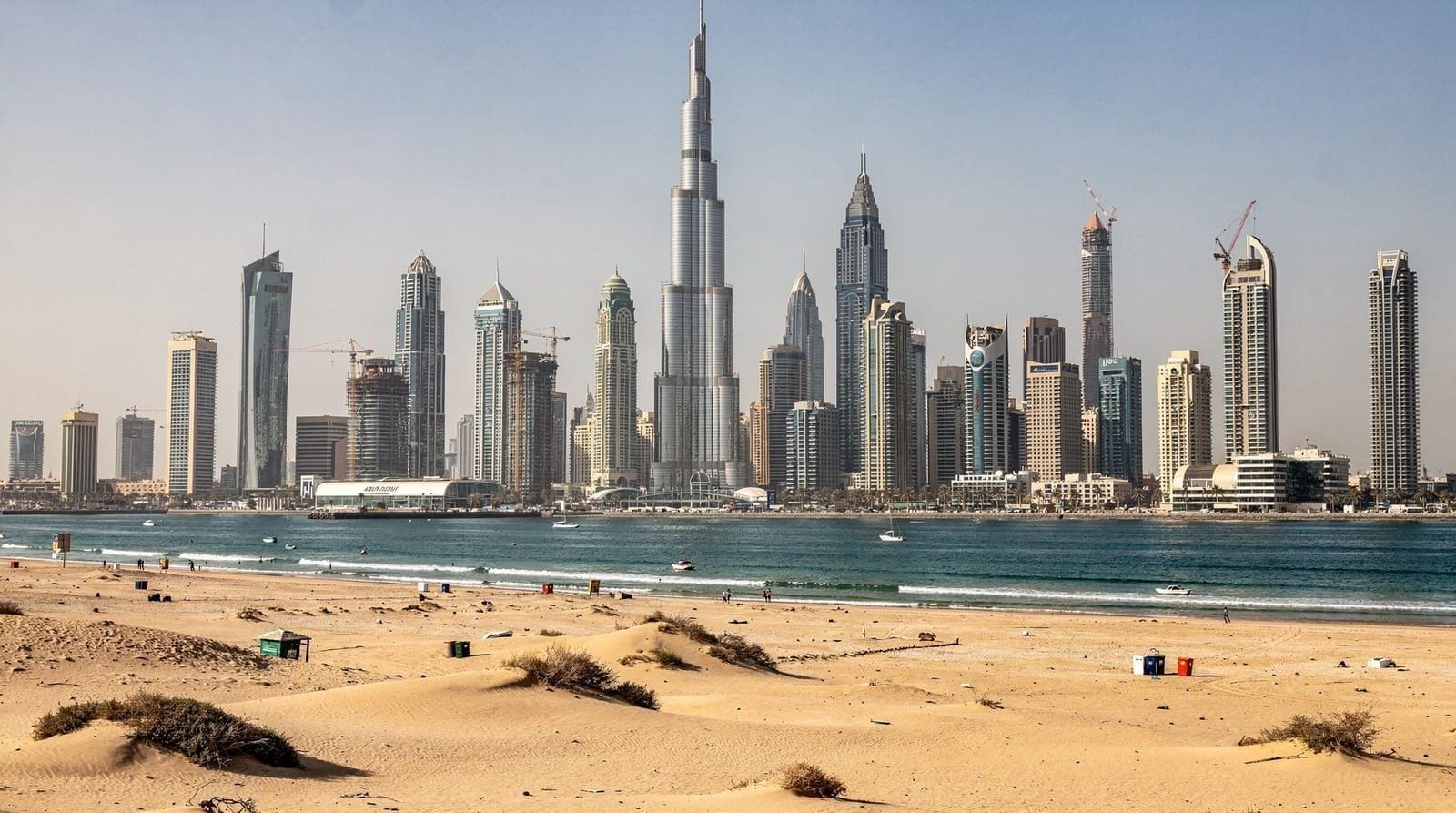 Dubai vs Abu Dhabi: which one should you actually visit — Dubai and Abu Dhabi aren't interchangeable — here's an honest comparison of both