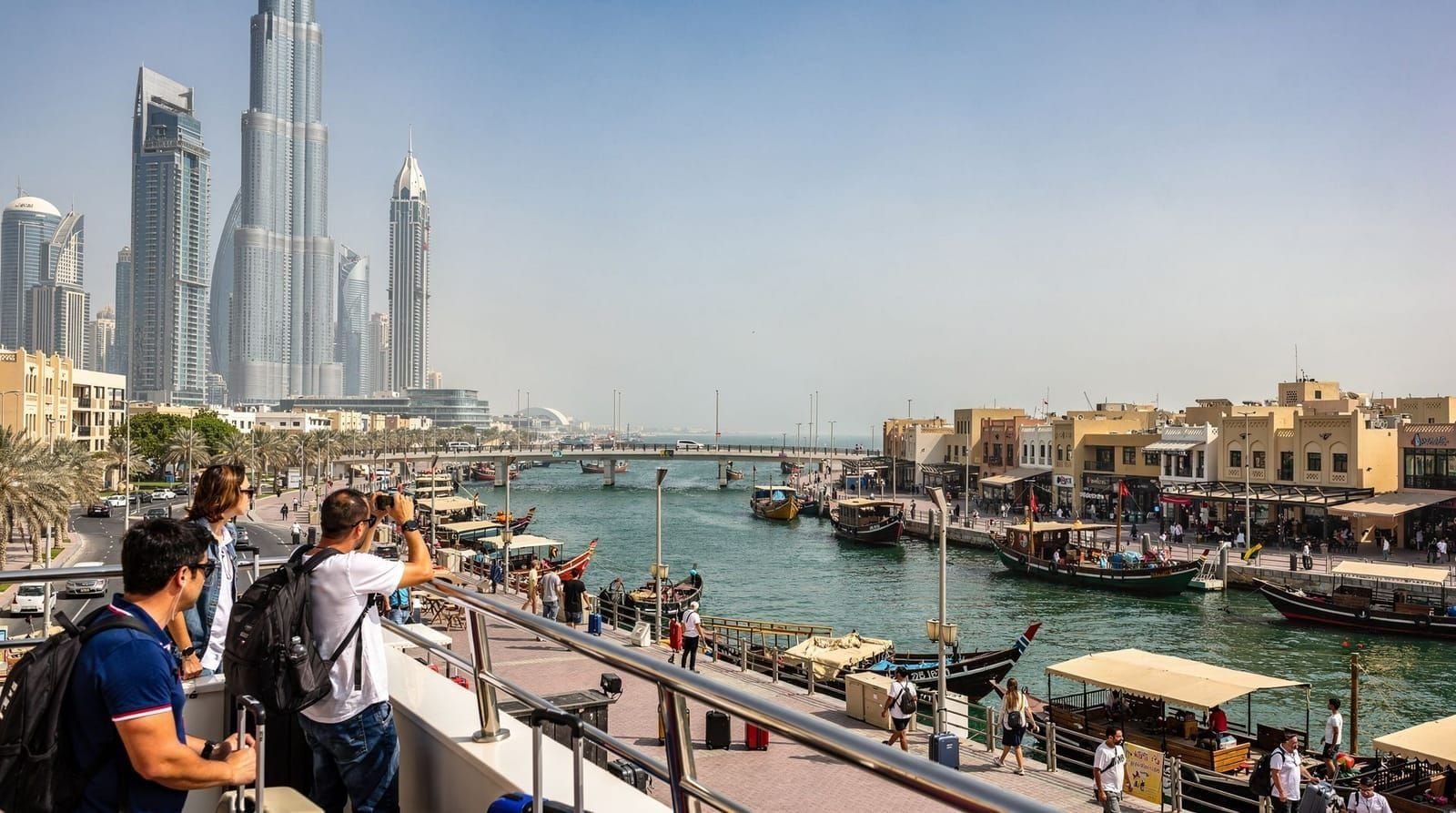Dubai layover tours: what's realistic between flights — Realistic Dubai layover timing math, visa-on-arrival rules, and which tour forma