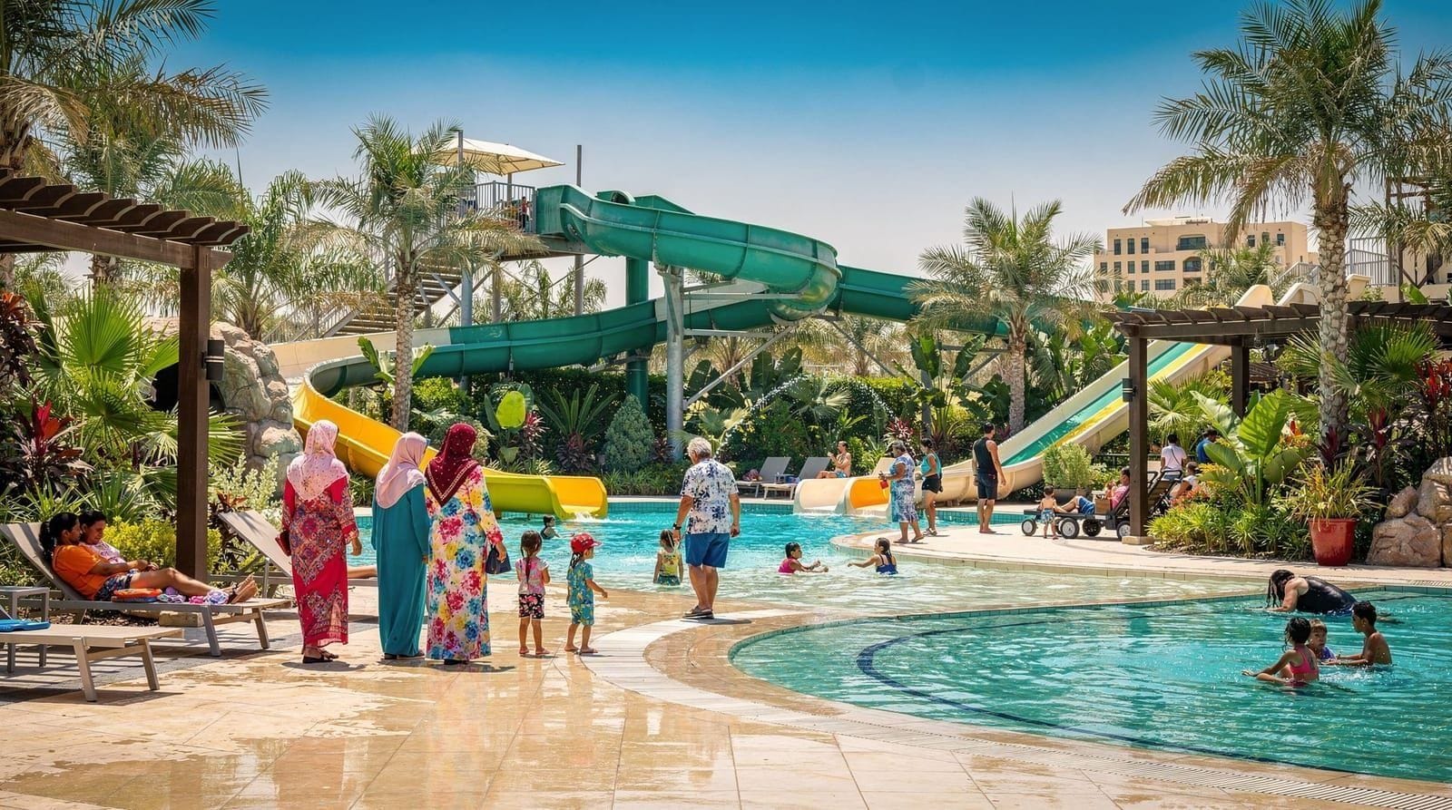 Dubai Miracle Garden: the complete seasonal guide — What to know before visiting Dubai Miracle Garden: opening season (November to M