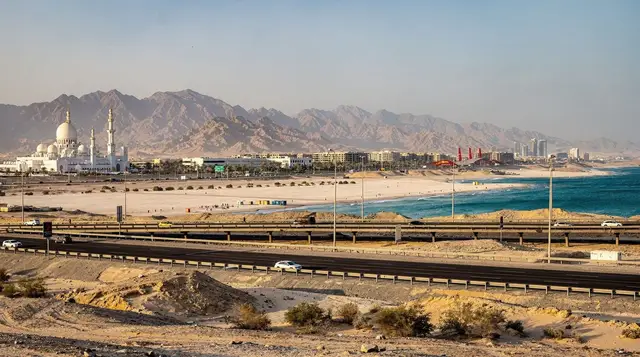 Abu Dhabi: Yas Island multi-park entry tickets